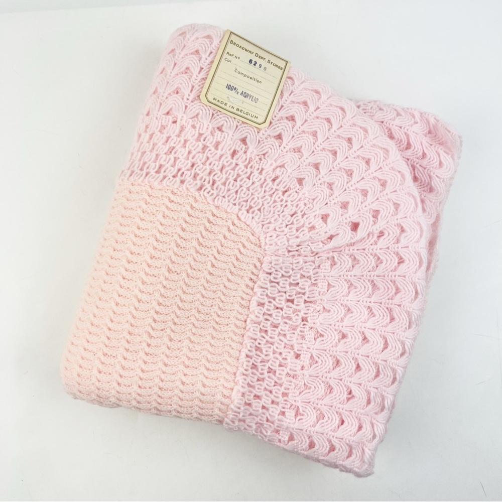 NWT Vintage The Broadway Baby Infant Pink Blanket Crib Acrylic Belgium 42” X 37”